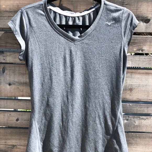 Mizuno Short Sleeve Athletic Tee - Picture 1 of 6
